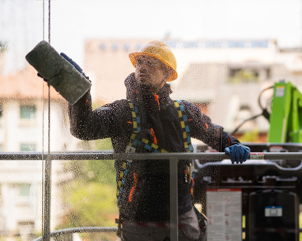 outdoor_1.jpg
